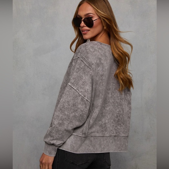 VICI - Acid Wash Pullover Sweatshirt - Picture 4 of 8